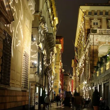 Finestra Nel Centro Storico Appartamento *